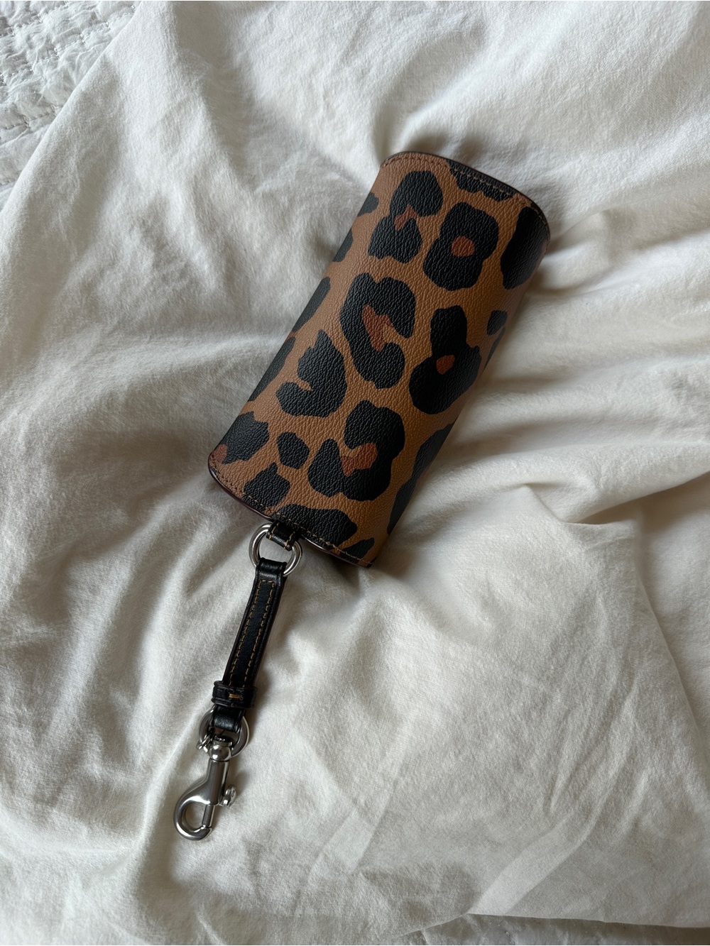 COACH Sunglass Case With Leopard Print And Signature Canvas Interior - Picture 5 of 5